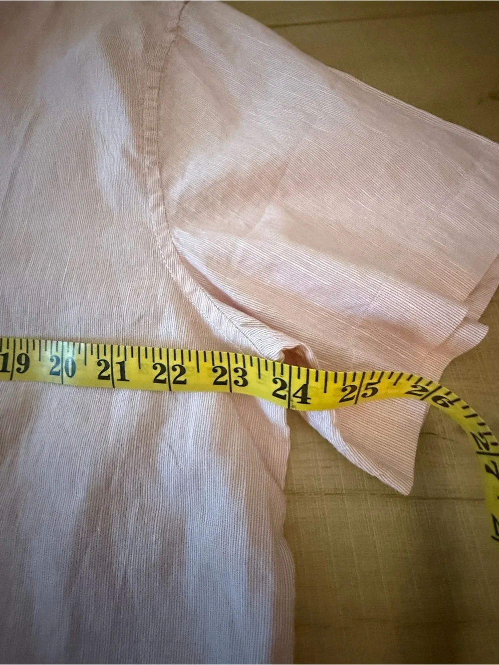 Banana Republic Men’s Light Pink Short Sleeve Button-Down Shirt Large